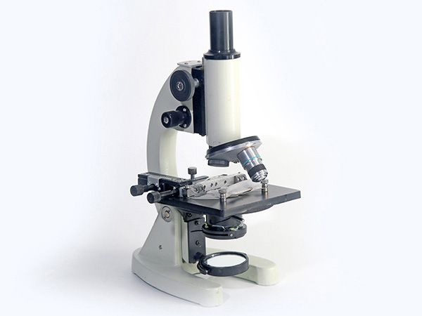 02040生物顯微鏡